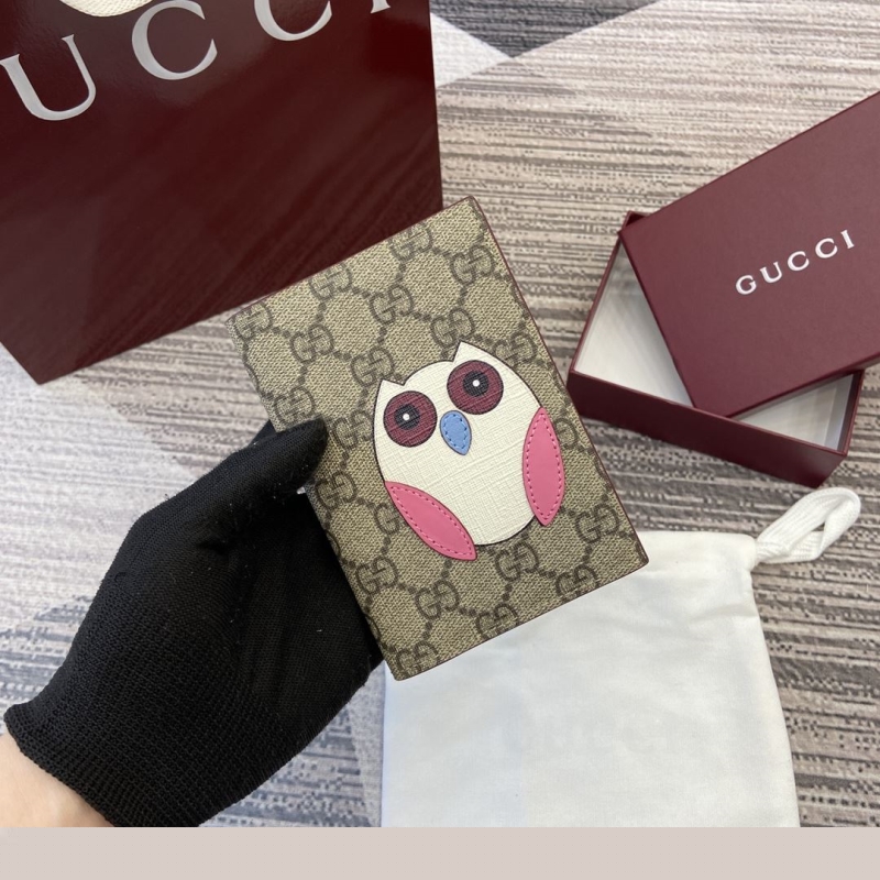 G*u*i wallets & purse